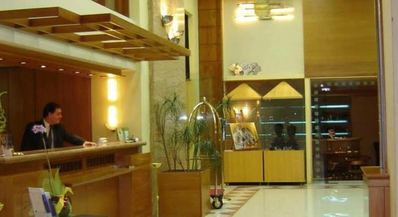 Nepheli Hotel Thessaloníki Eksteriør bilde